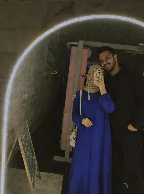 Couple Mirror Selfie Night