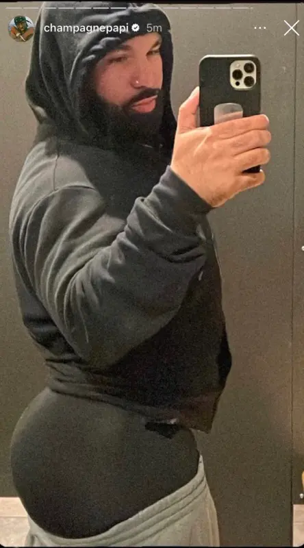 Hooded Mirror Selfie Profile